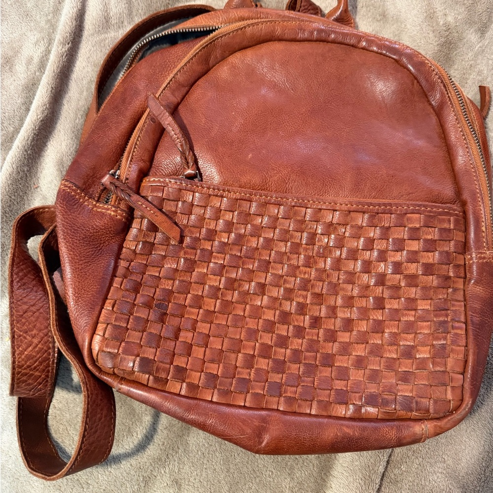 Elegant Tan Leather Backpack with Woven Detail